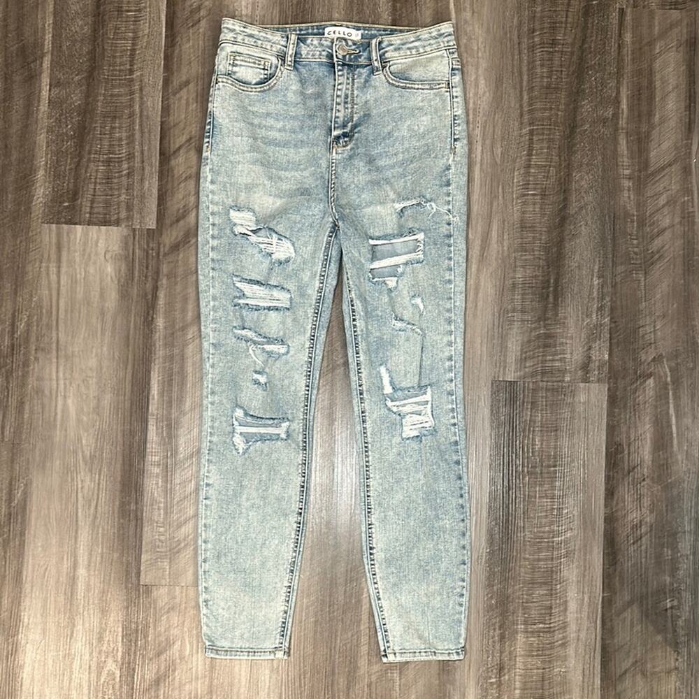Cello Distressed High Rise Skinny Jeans - 11